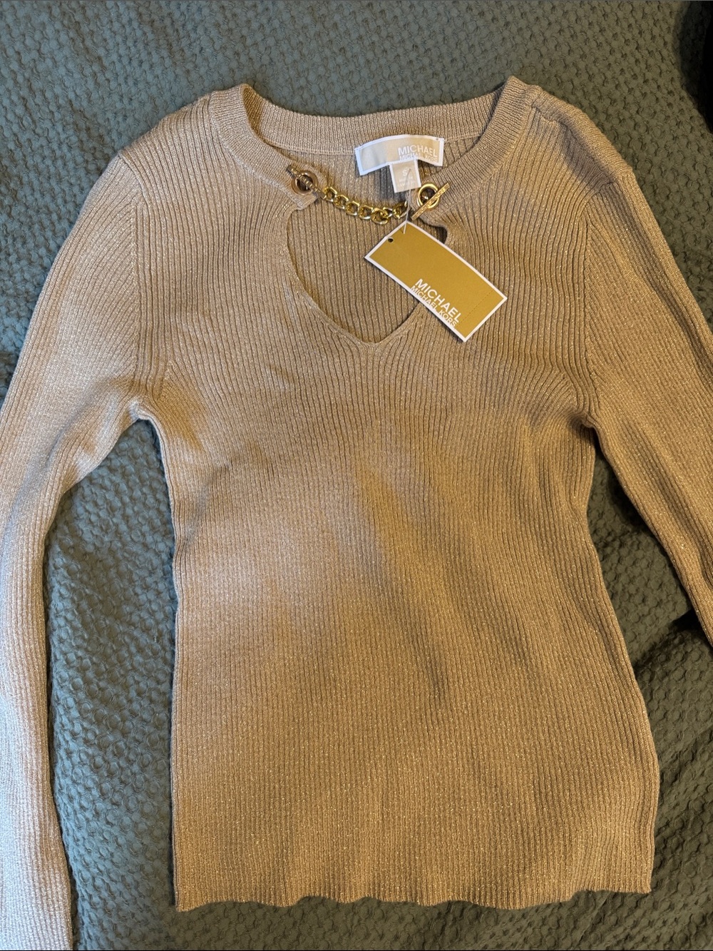 Michael Kors Beige Ribbed Sweater with Gold Chain Accent